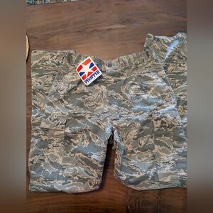 NWT U.S. Air Force Digital Camo Trouser, Size 36L